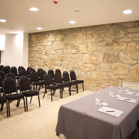Hotel Carris Porto Ribeira-3